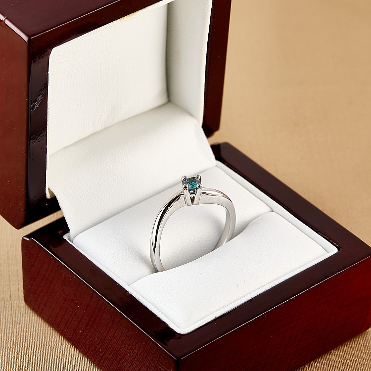 Engagement ring i001Db in Gold with Blue Diamond 0.10ct - 0.15ct