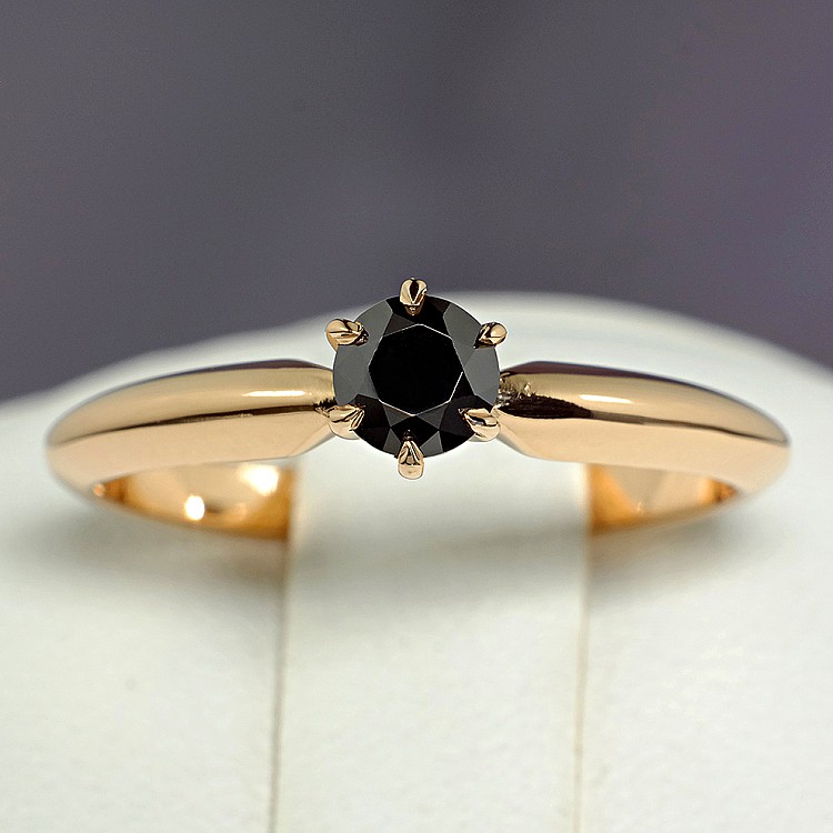 Gold engagement ring i012Dn with Black Diamond 0.33ct - 0.85ct