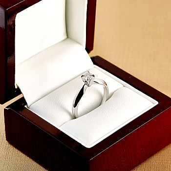 Engagement ring i017p4 in Gold with Diamond - GIA 0.30ct - 0.40ct