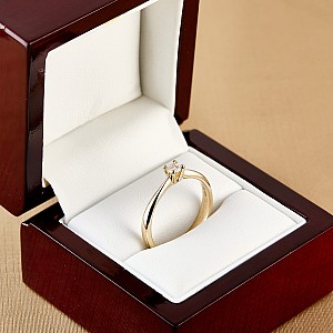 Engagement ring i026 in Gold with Diamond 0.10ct - 0.25ct
