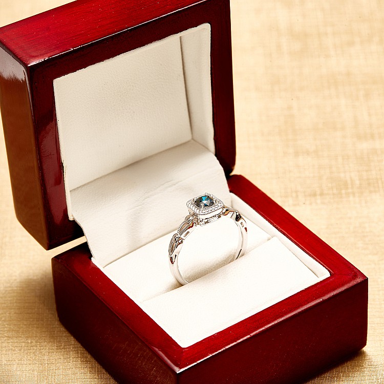 Vintage Engagement Ring in 14k White Gold with Blue Diamond i122341Db