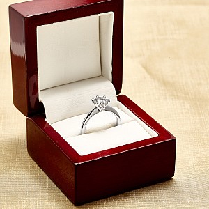 Engagement ring Tiffany model in Platinum with 1.00ct Diamond GIA certificate i168Pt