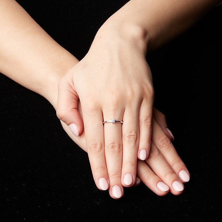 Engagement ring in Gold with Colorless Diamond i71863