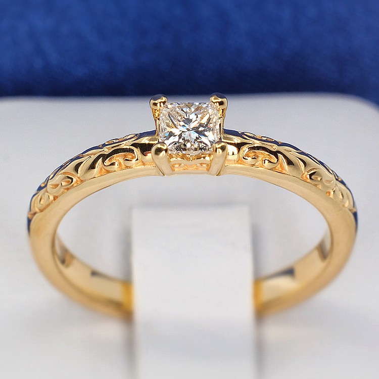 Engagement ring i71906 in Gold with Diamond - GIA 0.30ct - 0.40ct