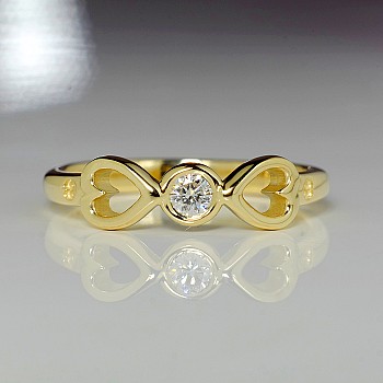 Engagement or anniversary ring i817 in Gold with Colorless Diamond 0.10ct - 0.25ct