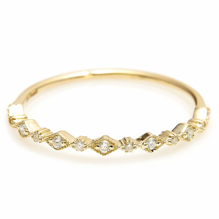 Trendy ring s017 in Gold or Platinum with Diamonds