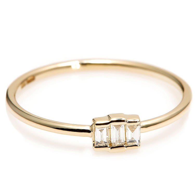 Trendy ring s052 in Gold or Platinum with Diamonds