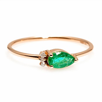 Trendy ring s075 in Gold or Platinum with Emerald and Diamonds