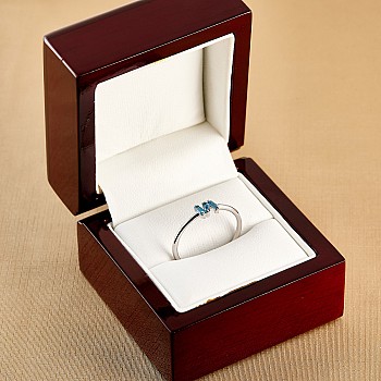 Trendy ring s263 in Gold or Platinum with Swiss Blue Topaz