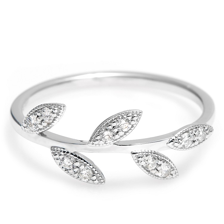 Trendy ring s279 in Gold or Platinum with Natural Diamonds