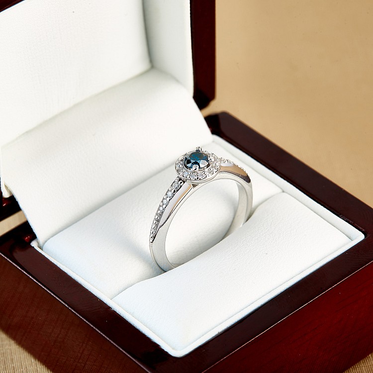 14k White Gold Engagement Ring with Blue Diamond and Secondary Diamonds i122699DbDi