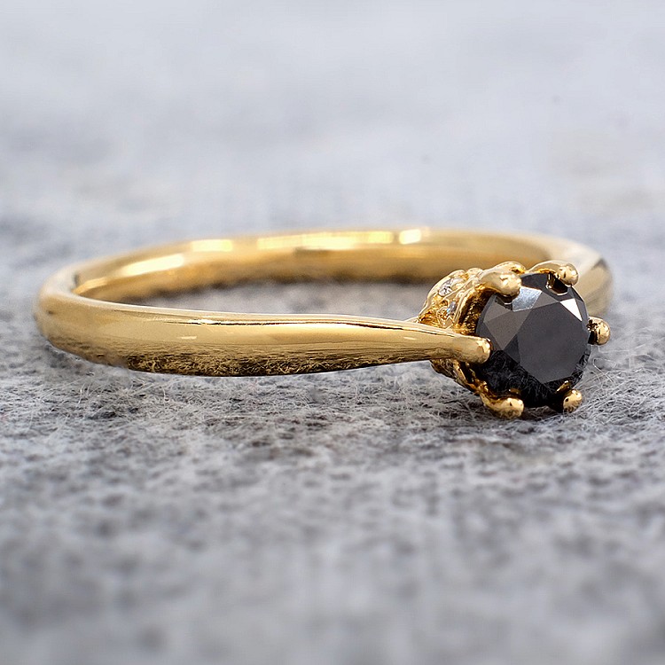 Anello di fidanzamento i122995DnDi in Oro con Diamante Nero e Diamanti