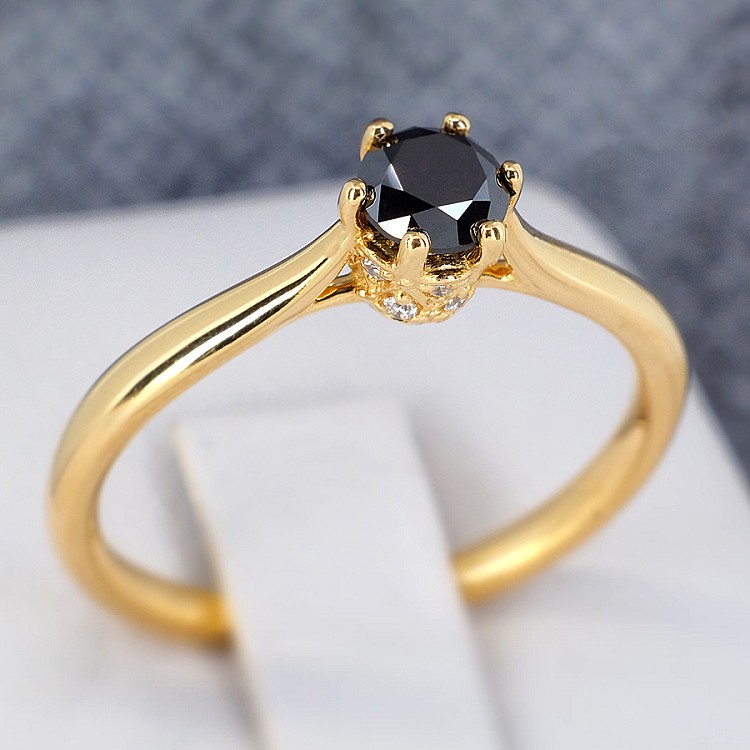 Anello di fidanzamento i122995DnDi in Oro con Diamante Nero e Diamanti