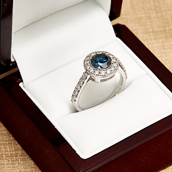 Engagement ring i2159DbDi in Gold with Blue Diamond and Diamonds