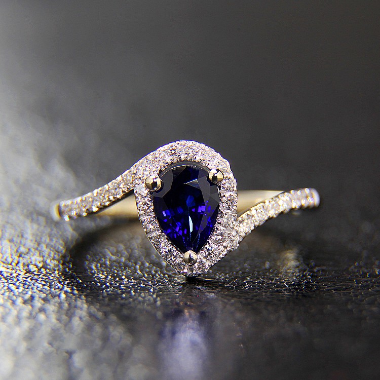 Engagement Ring i782SfPaDi in Gold with Teardrop Sapphire and Diamonds