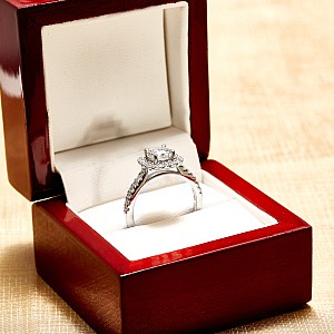 Engagement Ring Anturaj in Platinum with GIA certified Diamond i1905DiDi