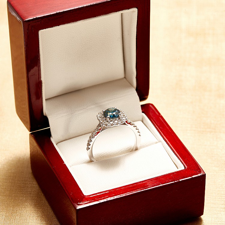 Gold Engagement Ring with Blue Diamond and Diamonds i1905DbDi