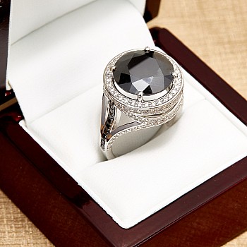 Engagement Ring in Gold with Black Diamond and Colorless Diamonds i2713DnDi