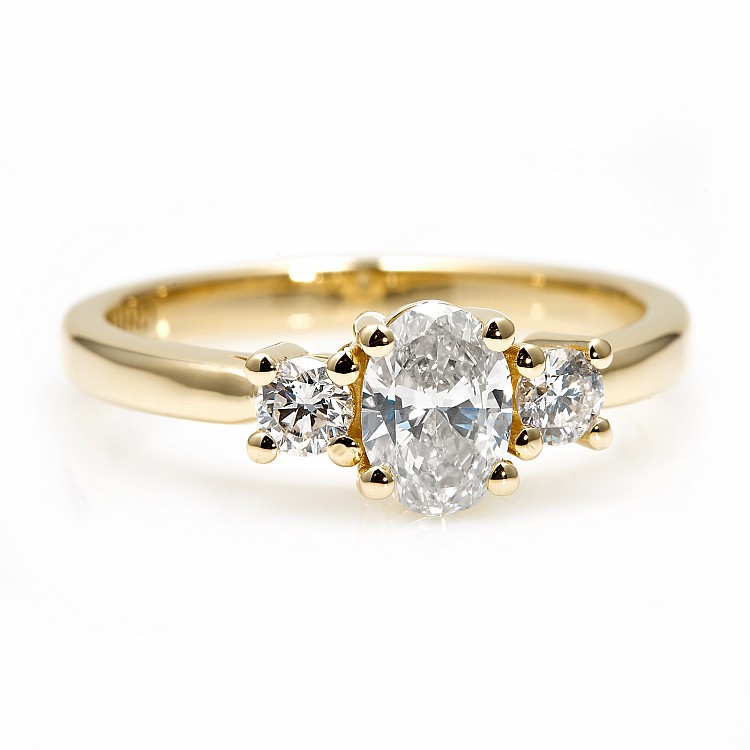 Engagement ring i015DovDi in Gold with Diamonds - GIA 0.30ct - 0.40ct