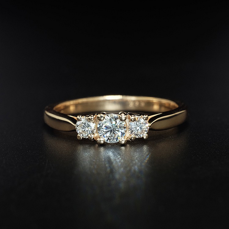 Engagement ring i025DiDi in Gold with Diamonds - GIA 0.30ct - 0.40ct