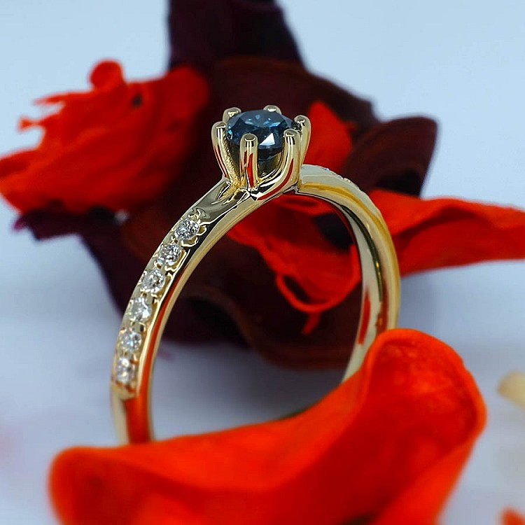 Engagement ring i057dbdi in Gold with Blue Diamond and Diamonds