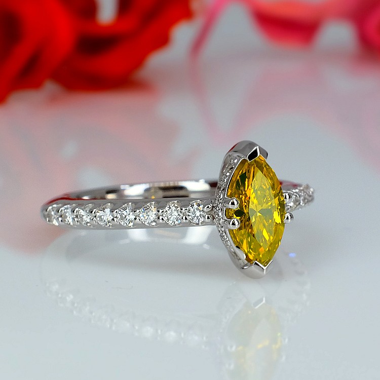 i1050dymadi Gold Engagement Ring with Marquise Yellow Diamond and Colorless Diamonds