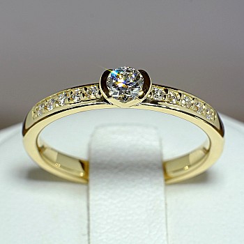 i113Didi Gold Engagement Ring with Diamonds - GIA 0.30ct - 0.40ct