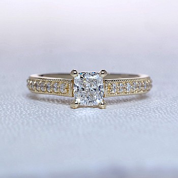 Engagement Ring i1218dchdi in Gold with Main Cushion Diamond - GIA 0.30ct - 0.40ct