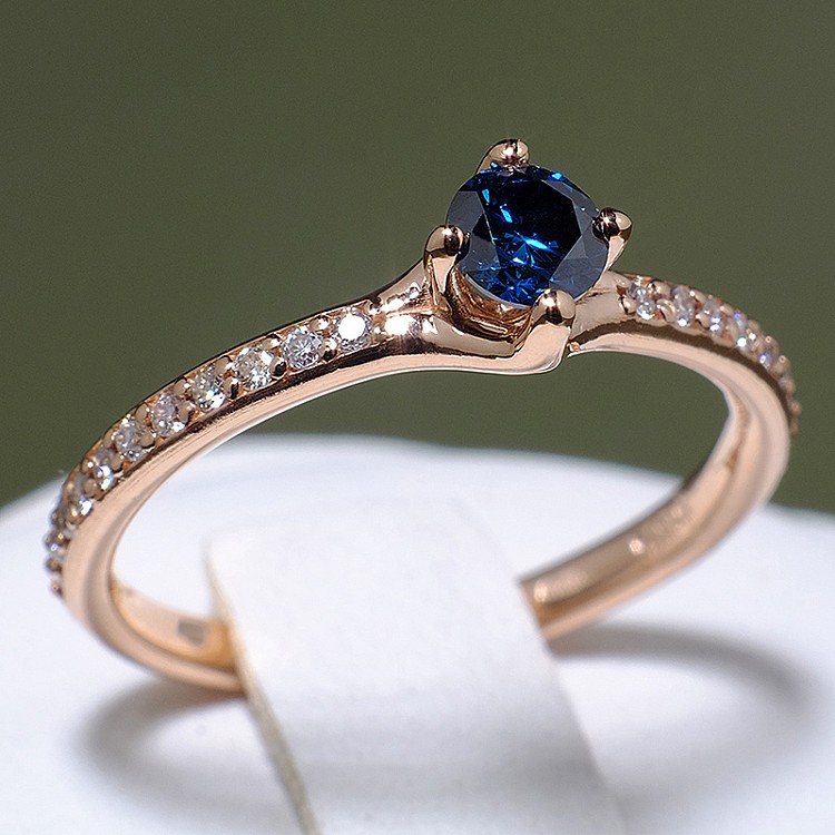 Engagement ring i122392DbDi in Gold with Blue Diamond and Diamonds