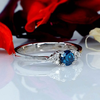 Engagement ring i71845DbDi in Gold with Blue Diamond