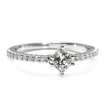 Gold or Platinum Engagement Ring with Princess Diamond and Secondary Diamonds - GIA 0.30ct - 0.40ct i311dipdi