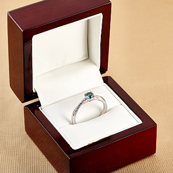 Engagement ring i588DbDi in Gold with Blue Diamond and Diamonds