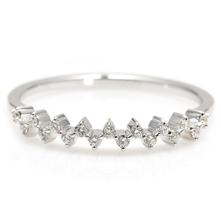 Trendy ring s238 in Gold or Platinum with Natural Diamonds