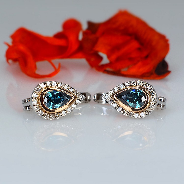 Earrings c1187DbpaDi in Gold or Platinum with Blue and Colorless Diamonds