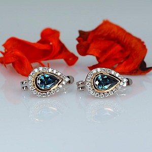 Earrings c1187DbpaDi in Gold or Platinum with Blue and Colorless Diamonds