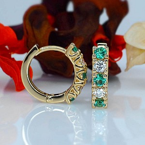 Earrings c122808smdi in Gold or Platinum with Diamonds and Emeralds
