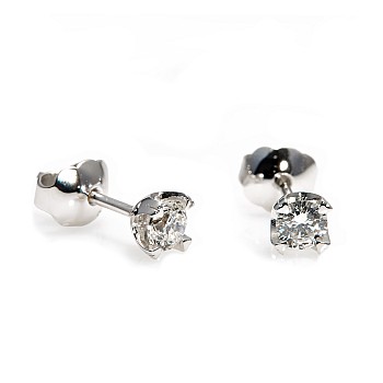 Stud Earrings c1626 in Gold or Platinum with Diamonds