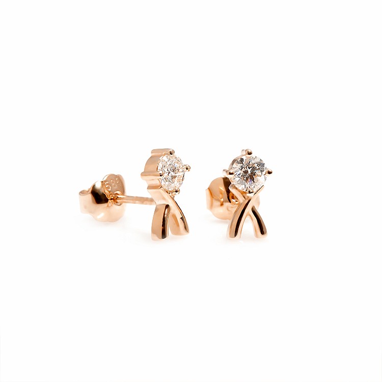 Earrings c2767 in Gold or Platinum with Diamonds