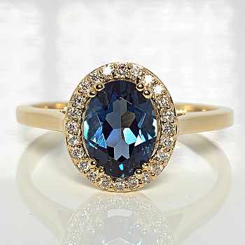 Gift Ring i029TpLbDi in Gold with Topaz and Diamonds