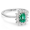 Gold Gift Ring i055sm with Oval Emerald and Diamonds