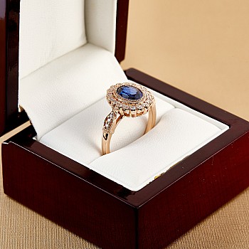 Vintage gift ring i2938SfOvDi in Gold with Oval Sapphire and Colorless Diamonds