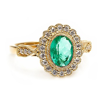 Vintage 14k Gold Gold Gift Ring with Oval Emerald and Colorless Diamonds i2938SmOvDi