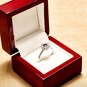 Snowflake model engagement ring in Gold with Sapphires and Diamonds i740Rbdi