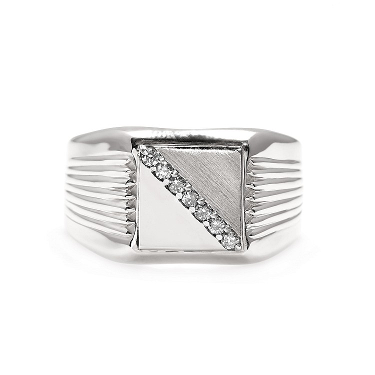 Mens Ring with Round Colorless Diamonds i3763