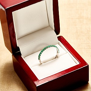 Fashion Ring in 14k White Gold with Emeralds i2029sm