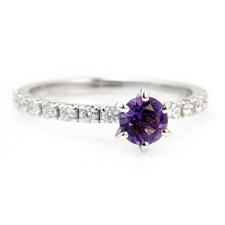 Gold- oder Platinring mit Amethyst und Diamanten i1869AmDi