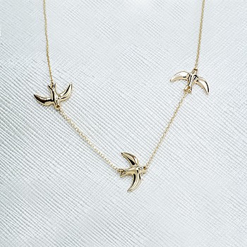 Necklace with Swallows in 18k Gold with Diamond col1346