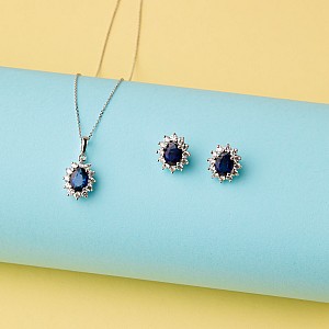 Complete Set Kate Middleton Ring Earrings and Pendant in Gold with Sapphires and Natural Diamonds set055SfDi