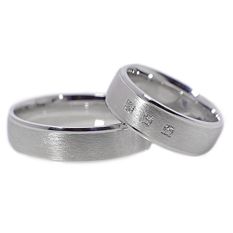 Wedding rings v037 in Gold or Platinum with Diamonds