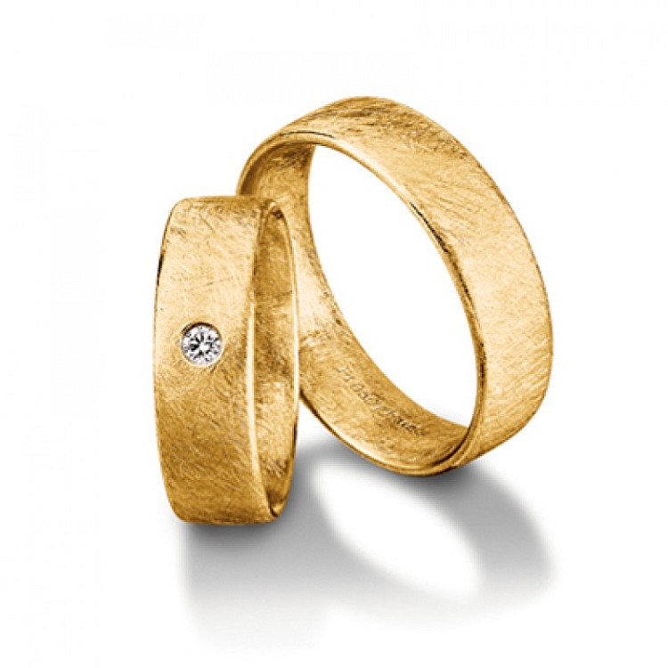 Wedding rings v055 in Gold or Platinum with Diamond